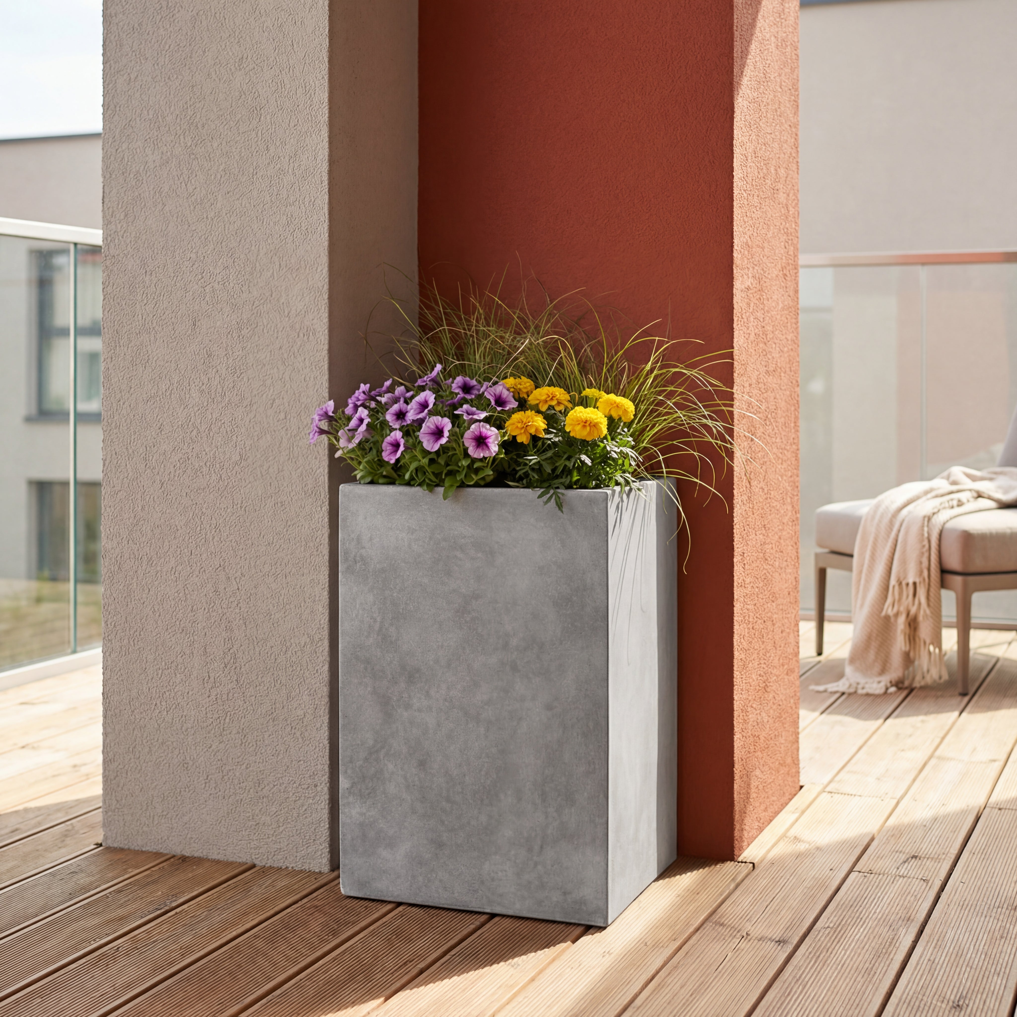 Beton-Pflanzkübel Kubix (50 x 50 x 50 cm) – Lichgrau