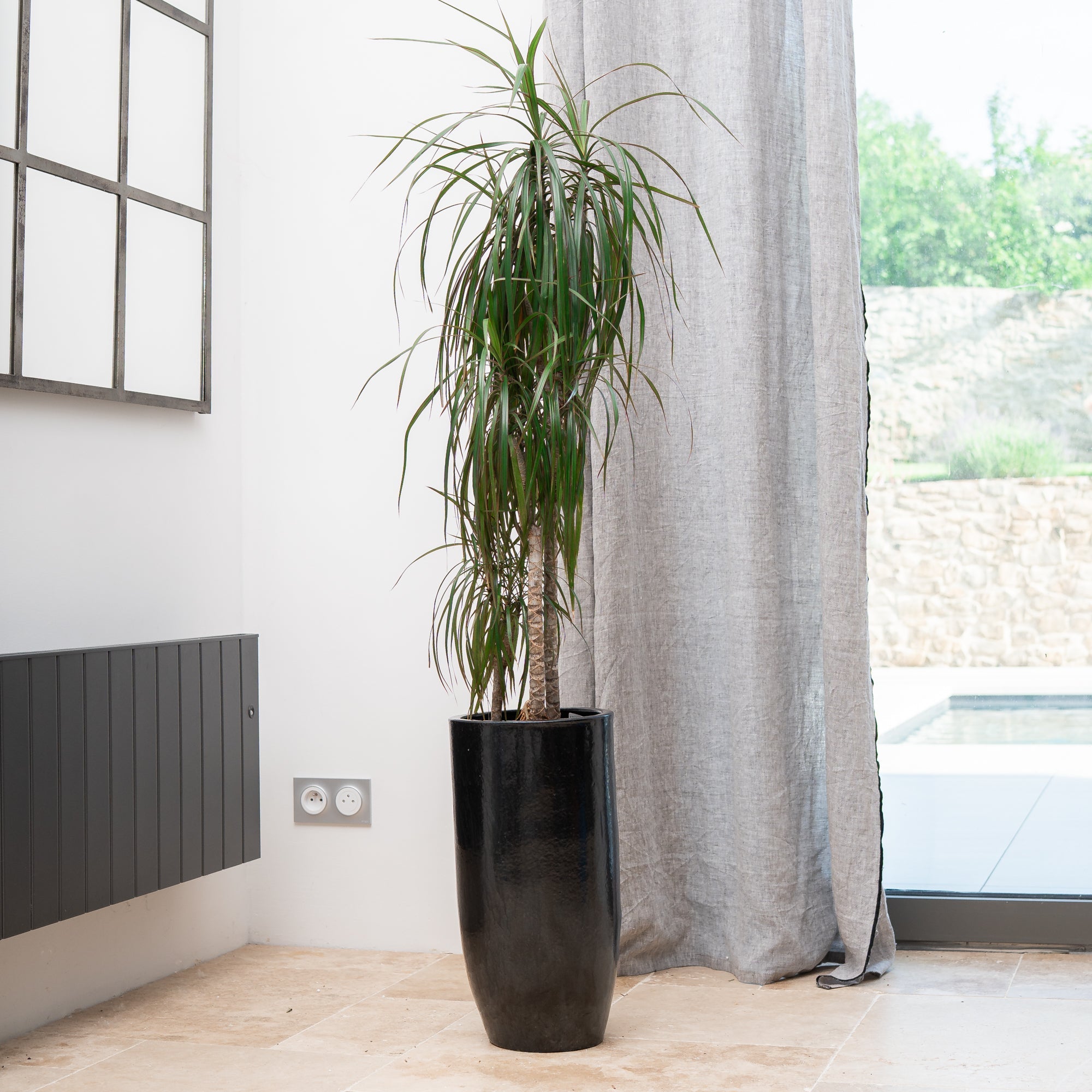 Blumentopf ATHENA Schwarz – handgefertigte Keramik, XXL bis 68 cm