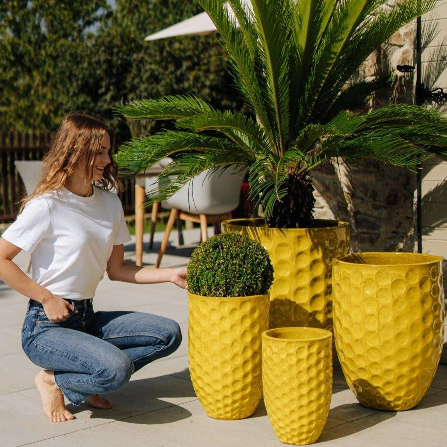 Provencelia Pflanzkübel MEROVEE Gelb – glasierte Keramik, Anduze-Stil