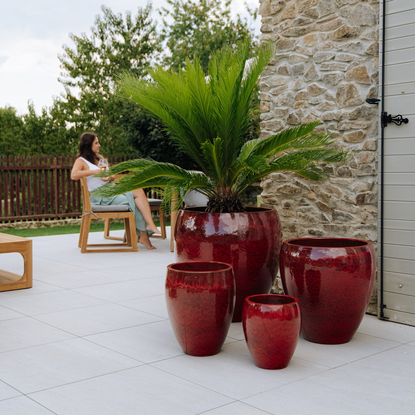 Keramický květináč LAFONTAINE - Topická červená - Provencelia.cz