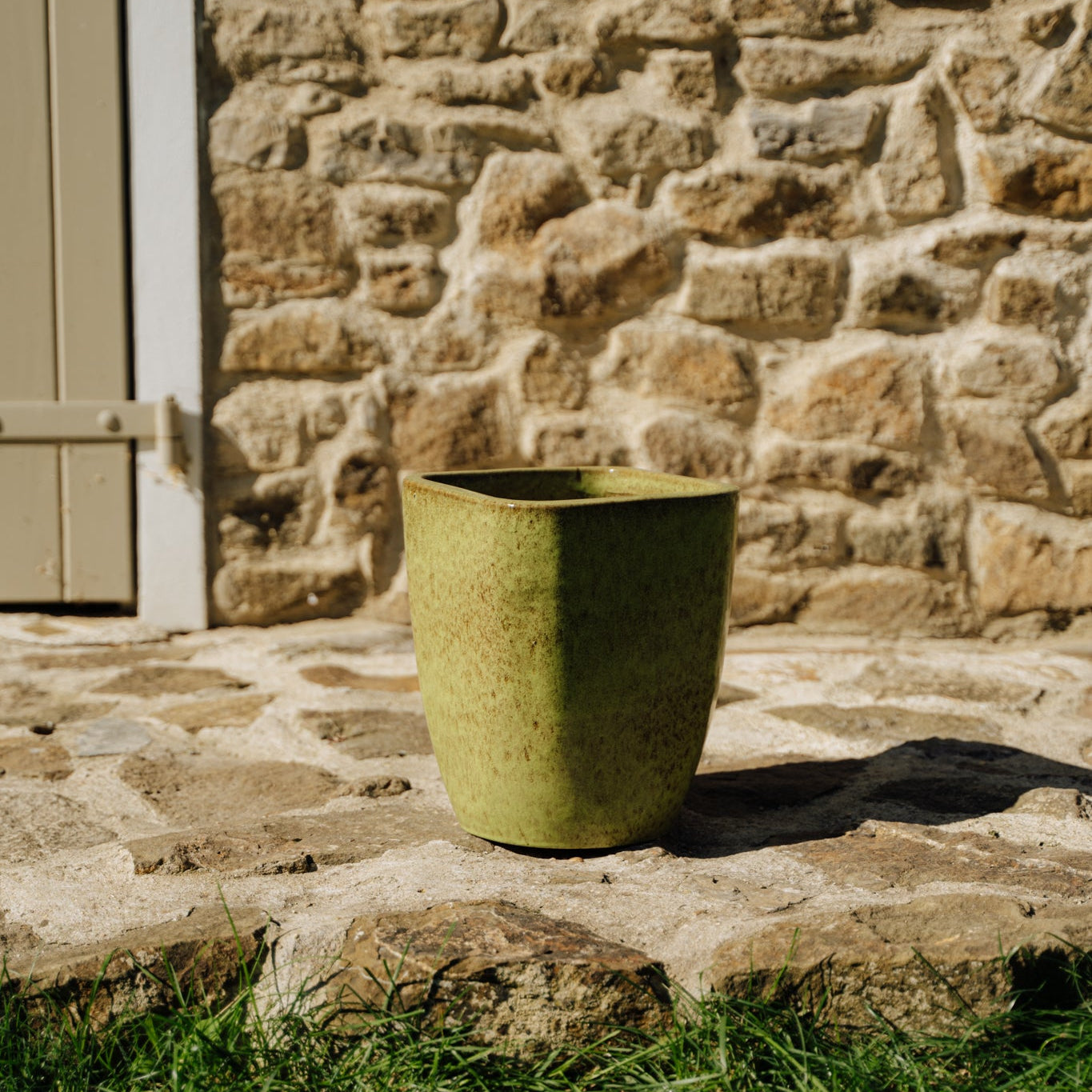 Keramik-Pflanzkübel Vauban Herbstgrün – glasiert im Anduze-Stil