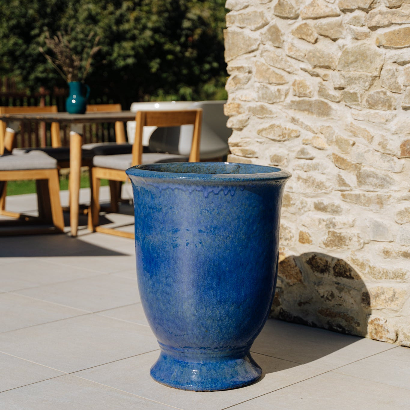 Provencelia Pflanzkübel ARTHUR Meeresblau – glasierte Keramik, Anduze-Stil