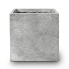 Beton-Pflanzkübel Kubix (75 x 75 x 75 cm) – Hellgrau